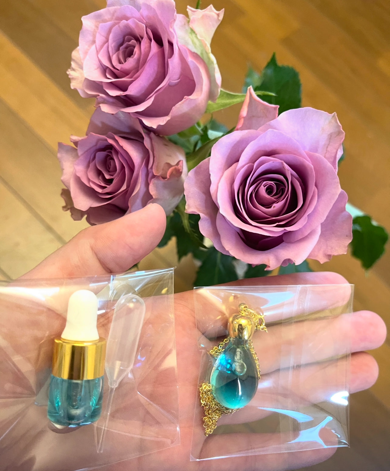 ✨Egyptian oil Alchemy Pendant✨
